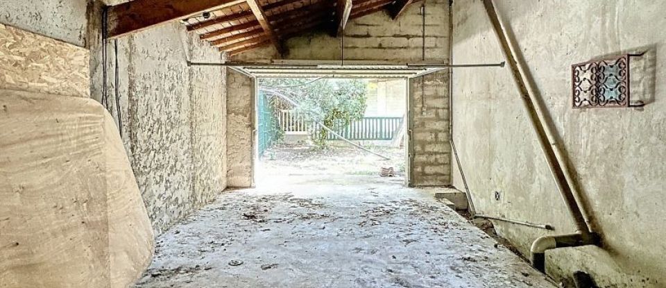 Maison 6 pièces de 150 m² à Eyguières (13430)