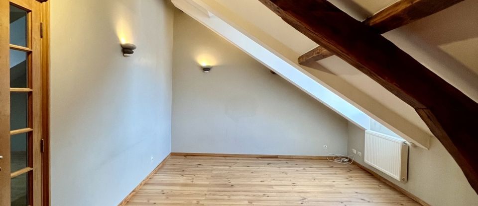 Apartment 7 rooms of 162 m² in Belfort (90000)