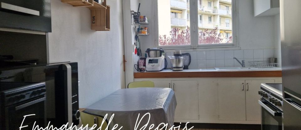 Appartement 4 pièces de 73 m² à Saint-André-les-Vergers (10120)