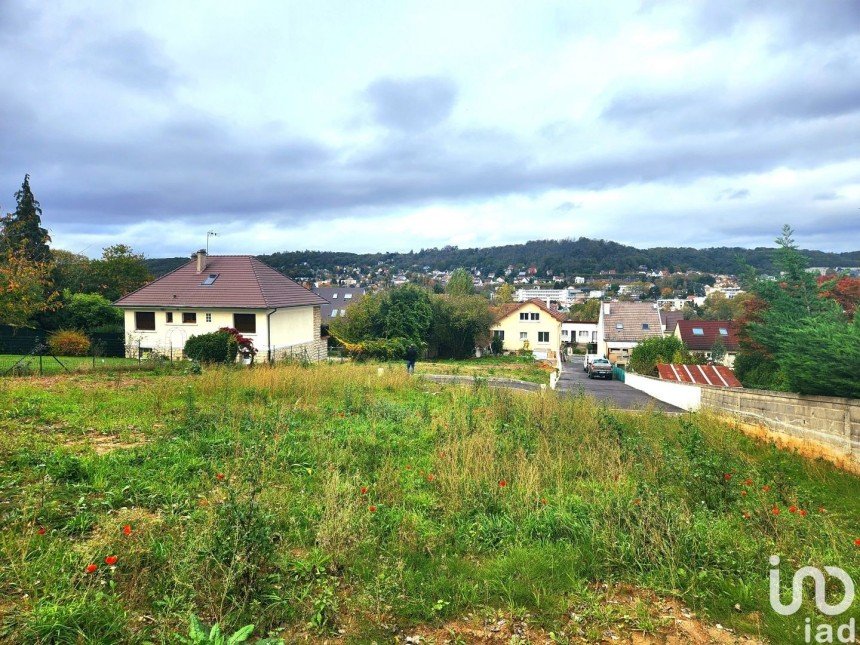 Land of 276 m² in Villebon-sur-Yvette (91140)