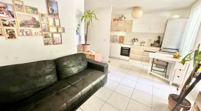 Apartment 2 rooms of 35 m² in Hyères (83400)