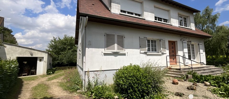 Maison 7 pièces de 145 m² à Neuville-de-Poitou (86170)