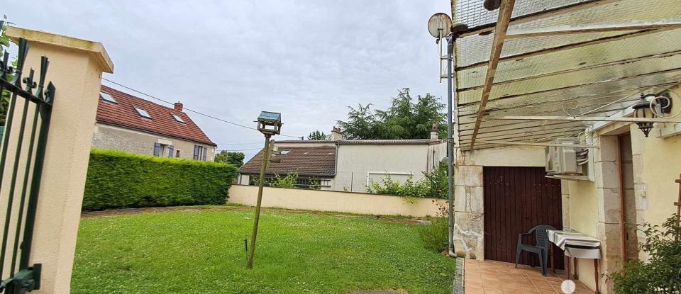 Maison de campagne 4 pièces de 92 m² à Tonnerre (89700)