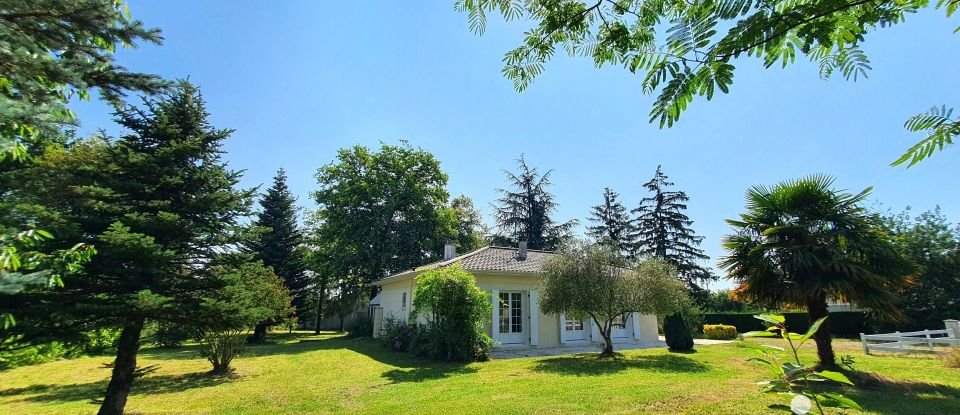 Maison 5 pièces de 119 m² à Chasseneuil-sur-Bonnieure (16260)