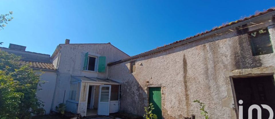 Maison de village 13 pièces de 285 m² à Bourgneuf (17220)