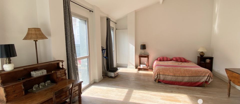 Maison traditionnelle 5 pièces de 182 m² à Saint-Ouen-sur-Seine (93400)