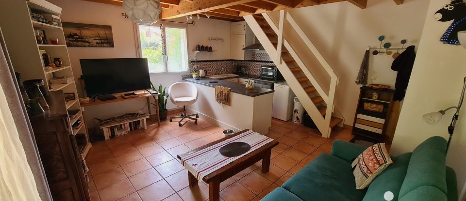 Apartment 3 rooms of 45 m² in Léon (40550)