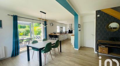 Maison traditionnelle 6 pièces de 142 m² à Sucé-sur-Erdre (44240)