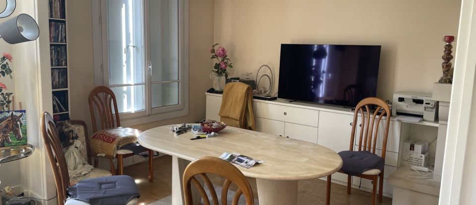 Apartment 3 rooms of 80 m² in Versailles (78000)