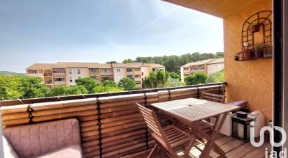 Apartment 3 rooms of 69 m² in Hyères (83400)