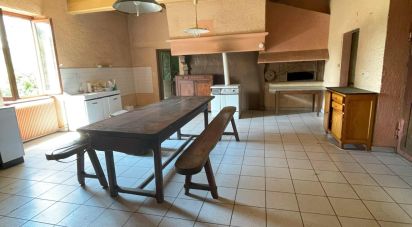 Farm 3 rooms of 275 m² in Bessenay (69690)