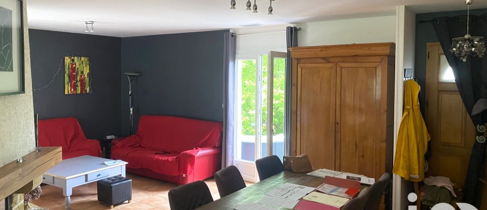 Maison traditionnelle 4 pièces de 87 m² à Puymirol (47270)