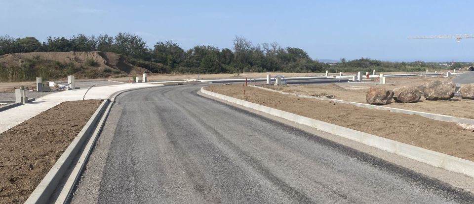 Land of 1,021 m² in Agde (34300)