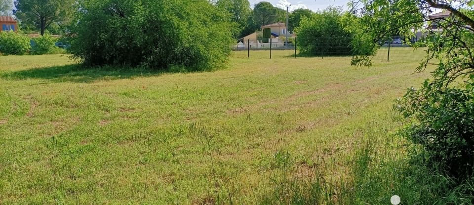 Terrain de 800 m² à Carpentras (84200)