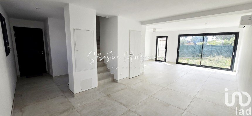 Maison 4 pièces de 88 m² à Hyères (83400)