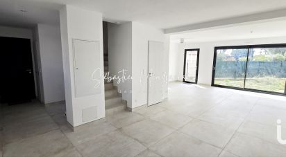 Maison 4 pièces de 88 m² à Hyères (83400)