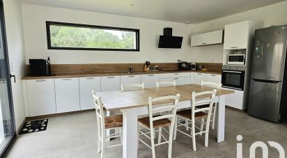 Maison 6 pièces de 116 m² à Sarzeau (56370)