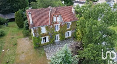 Mansion 9 rooms of 255 m² in Chauvigny (86300)