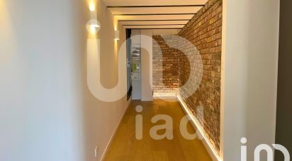 Loft 4 rooms of 147 m² in Tourcoing (59200)