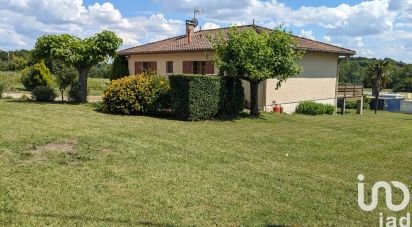 Traditional house 4 rooms of 89 m² in Vérac (33240)