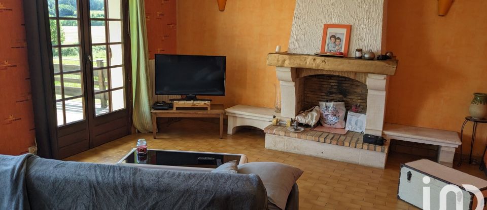 Maison traditionnelle 4 pièces de 89 m² à Vérac (33240)