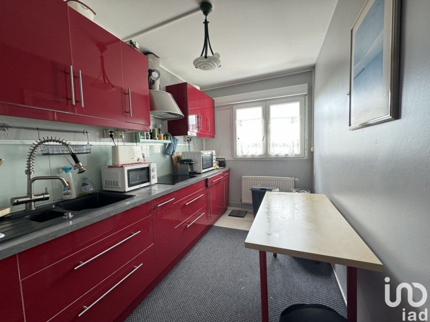 Appartement 3 pièces de 62 m² à Sin-le-Noble (59450)