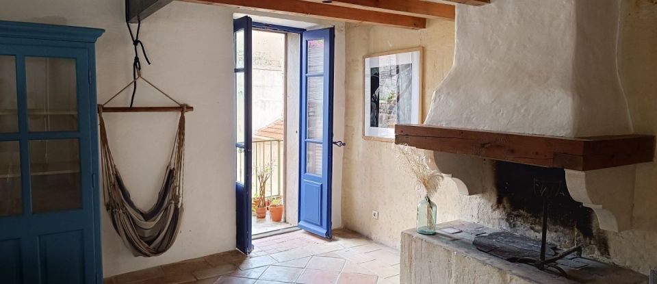 Apartment 2 rooms of 57 m² in Arles (13200)