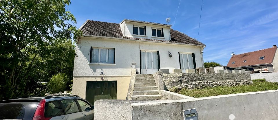 Maison traditionnelle 7 pièces de 120 m² à Cerny (91590)