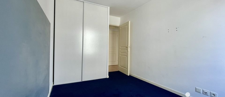 Apartment 3 rooms of 63 m² in Ermont (95120)