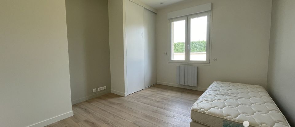 Maison 5 pièces de 130 m² à Vert-en-Drouais (28500)