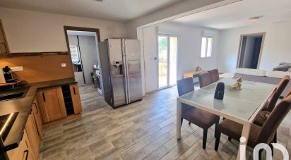 Maison 4 pièces de 130 m² à Nîmes (30900)