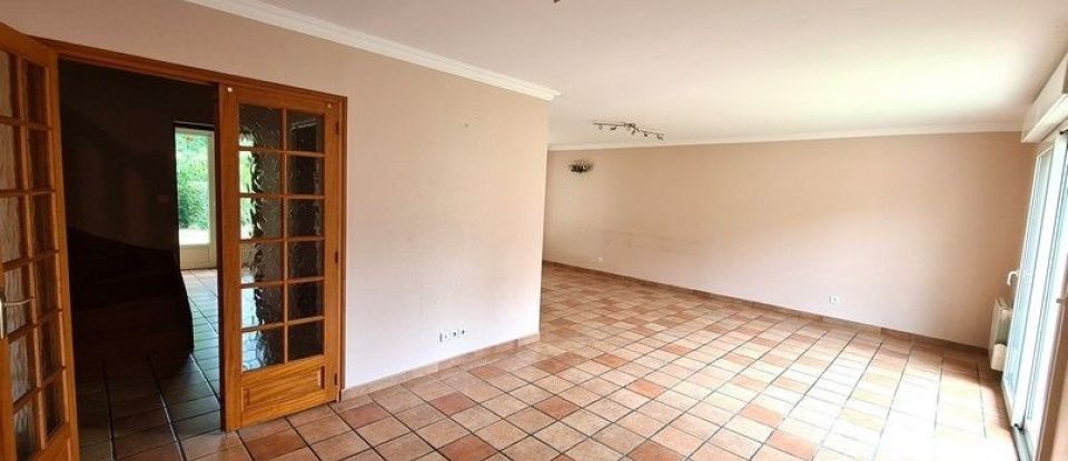 House 7 rooms of 145 m² in Mignaloux-Beauvoir (86550)