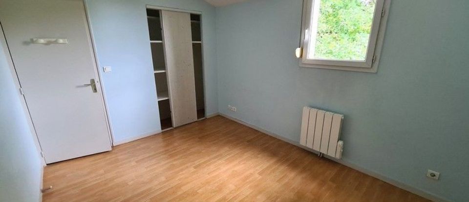 House 7 rooms of 145 m² in Mignaloux-Beauvoir (86550)