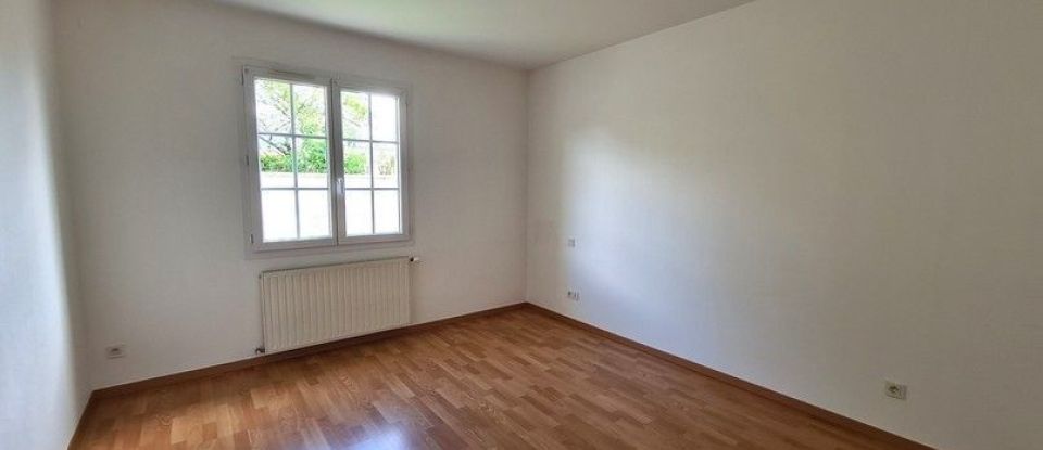 Maison 6 pièces de 148 m² à Buxerolles (86180)