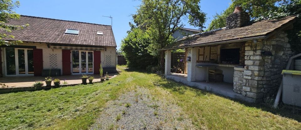 House 5 rooms of 110 m² in Moret Loing et Orvanne (77250)