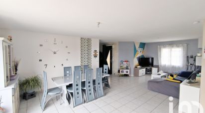 Maison 4 pièces de 92 m² à Monsireigne (85110)