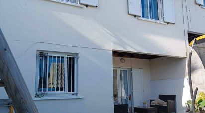 Maison 4 pièces de 80 m² à Saint-Louis (97421)