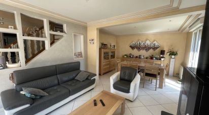 Maison 5 pièces de 105 m² à Le Mené (22330)