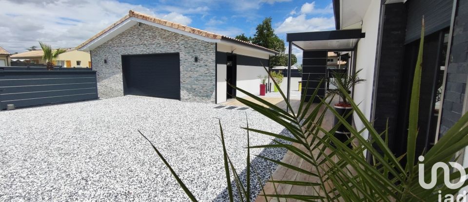 Maison 5 pièces de 130 m² à Ayguemorte-les-Graves (33640)