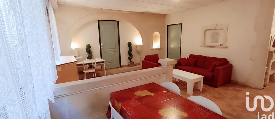 Apartment 2 rooms of 49 m² in Nîmes (30000)