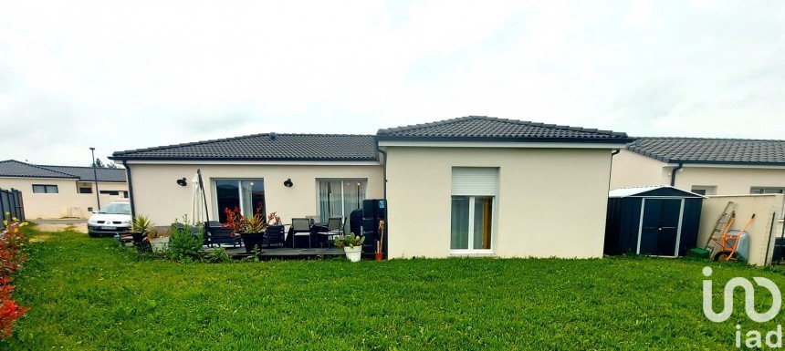 House 5 rooms of 106 m² in Cissé (86170)