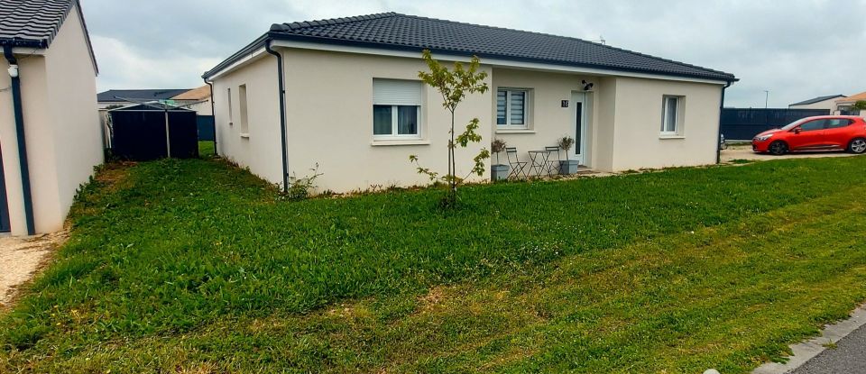 House 5 rooms of 106 m² in Cissé (86170)