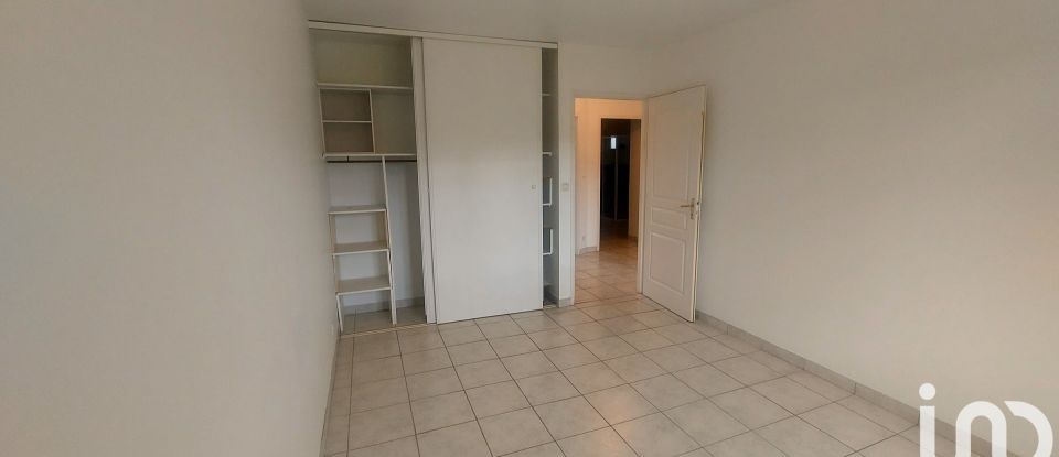 House 5 rooms of 111 m² in Nouaillé-Maupertuis (86340)