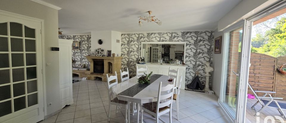 House 5 rooms of 125 m² in Hersin-Coupigny (62530)