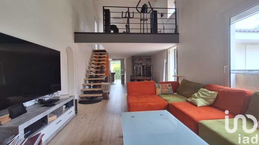 Maison 4 pièces de 104 m² à Odos (65310)