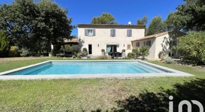 Maison traditionnelle 8 pièces de 160 m² à Peyrolles-en-Provence (13860)
