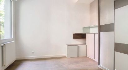 Appartement 2 pièces de 62 m² à Paris (75014)