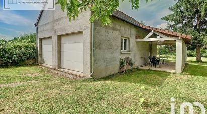 House 8 rooms of 135 m² in La Guerche-sur-l'Aubois (18150)