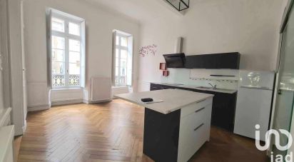 Appartement 3 pièces de 65 m² à Moissac (82200)