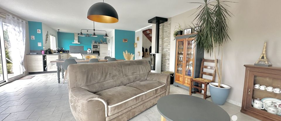 Maison 6 pièces de 145 m² à Valognes (50700)